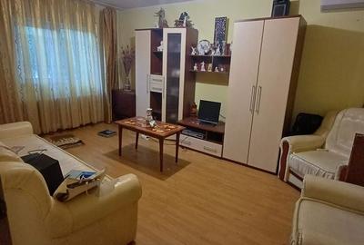 Apartament cu 2 camere decomandat în Poarta 6 - 5