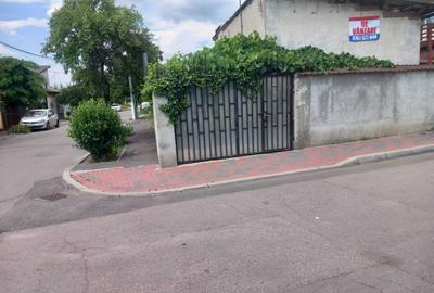 Casă cu 3 camere în 23 August (Cațelul) - 1