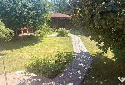 Casă cu 4 camere cu Teren 471 Mp în Agigea