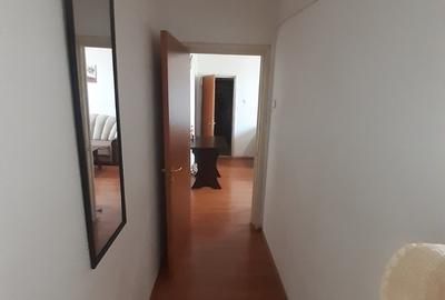 Apartament cu 4 camere semidecomandat în Drumul Taberei - 3