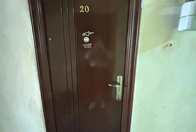 Garsonieră decomandată în Central - 1