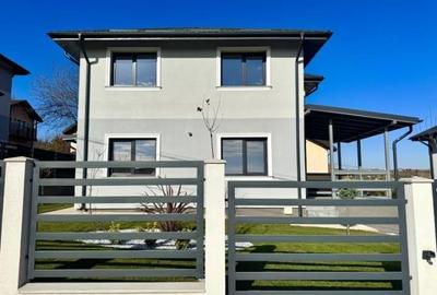 Casă cu 4 camere cu Teren 400 Mp în Rediu - 2