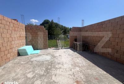 Casă cu 4 camere cu Teren 315 Mp în Livezeni