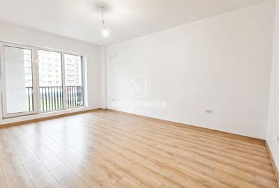 Apartament cu 3 camere decomandat în Tractorul - 4