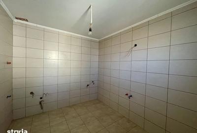 Casă cu 3 camere cu Teren 3500 Mp în Vicovu de Sus - 12
