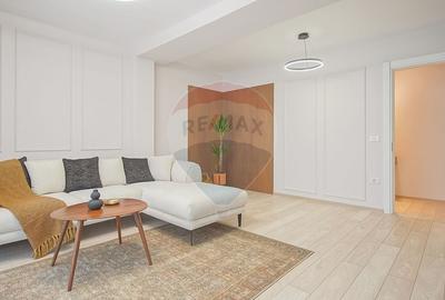 Apartament cu 3 camere decomandat, mobilat în Tractorul - 19