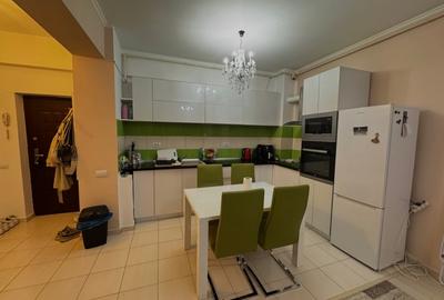 Apartament cu 2 camere semidecomandat, mobilat în Roșu
