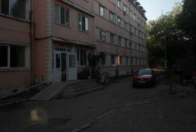 Garsonieră nedecomandată în Iosia