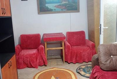Apartament cu 2 camere semidecomandat în Micro 38 - 1