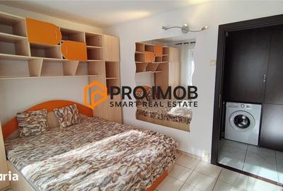 Apartament cu 2 camere semidecomandat, mobilat în Micro 3