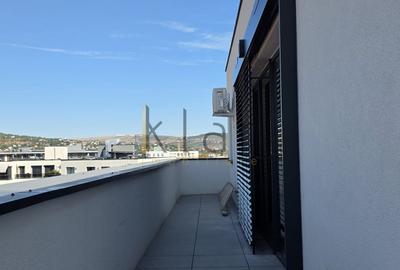 Apartament cu 3 camere semidecomandat, mobilat în Central - 8