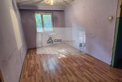 Apartament cu 4 camere decomandat în Sălăjan - 4