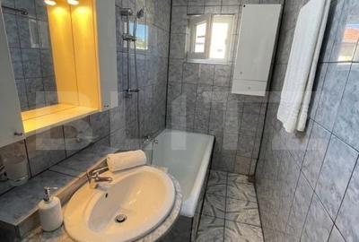 Apartament cu 3 camere decomandat în Petros
