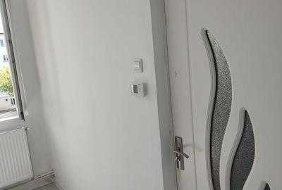 Apartament cu 2 camere semidecomandat în Central - 3