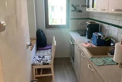 Apartament cu 2 camere semidecomandat în Podu Roș - 2