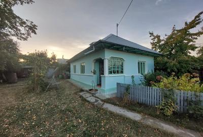 Casă individuală cu 2 camere cu Teren 2370 Mp în Bahna