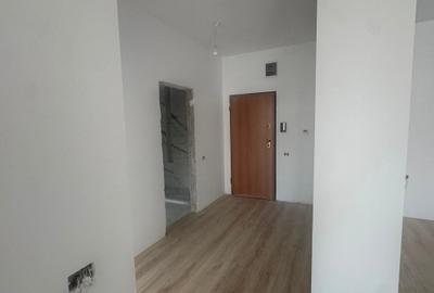 Apartament cu 2 camere decomandat în Torontalului - 2
