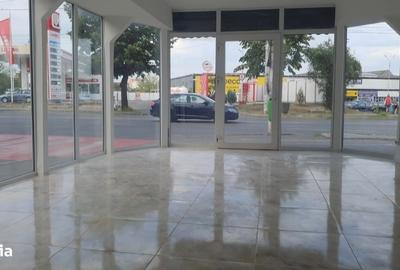 Spațiu comercial, de 190 mp, în Aleea Trandafirilor - 9