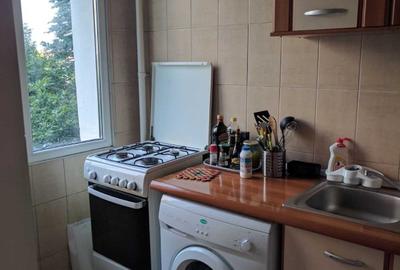 Garsonieră semidecomandată în Titan