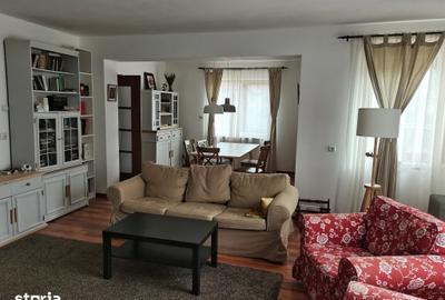 Casă cu 5 camere cu Teren 1000 Mp în Aninoasa - 9