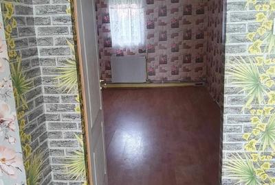 Casă cu 2 camere cu Teren 731 Mp în Exterior Vest