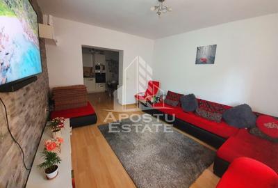 Apartament cu 4 camere semidecomandat, mobilat în Bălcescu - 1
