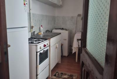Apartament cu 2 camere decomandat în Central - 3