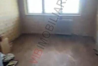 Apartament cu 3 camere în Mazepa 1