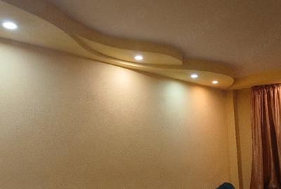 Apartament cu 3 camere decomandat în