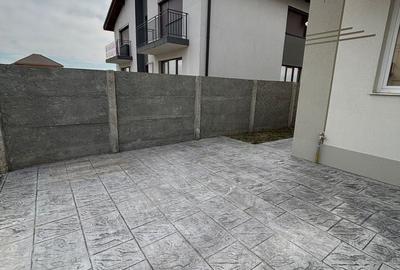 Apartament cu 4 camere în Giroc