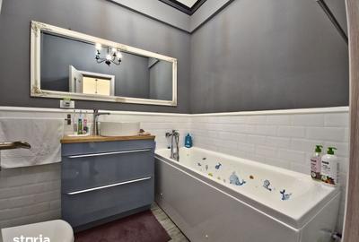 Casă cu 4 camere cu Teren 160 Mp în Palazu Mare - 4