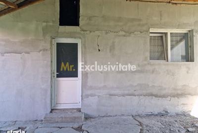 Casă cu 4 camere în Vrănești