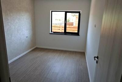 Casă cu 4 camere cu Teren 480 Mp în Ștefănești