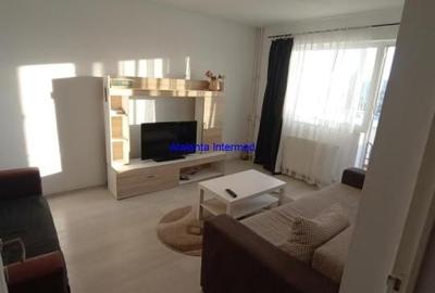 Apartament cu 3 camere, mobilat în Tomis Nord