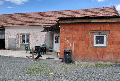 Casă cu 4 camere în Pătârș - 8