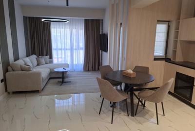 Apartament cu 3 camere decomandat în Central - 1
