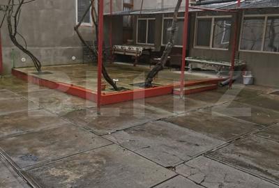 Casă cu 6 camere cu Teren 1500 Mp în Central - 4