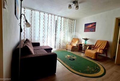 Apartament cu 2 camere semidecomandat, mobilat în Banat