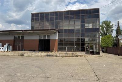 Spațiu industrial, de 2,100 mp, în Baza 3
