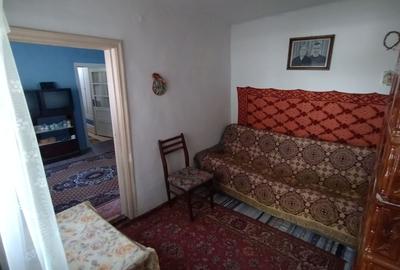 Casă individuală cu 7 camere cu Canalizare în Central - 10
