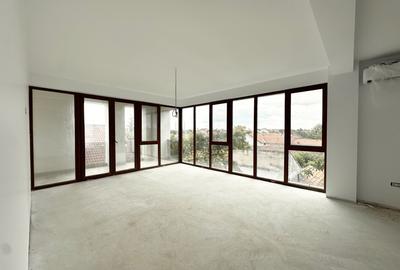 Apartament cu 2 camere decomandat în Fratelia