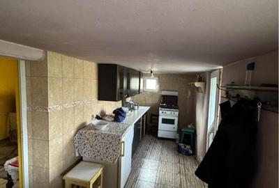 Casă cu 3 camere cu Teren 1000 Mp în Central - 8