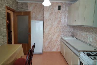 Garsonieră decomandată în Soarelui