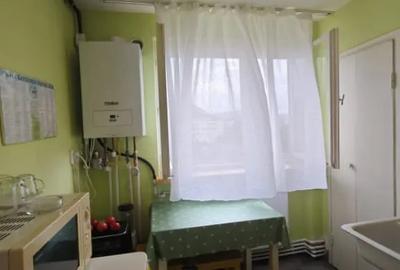 Apartament cu 4 camere decomandat în Săsar - 11