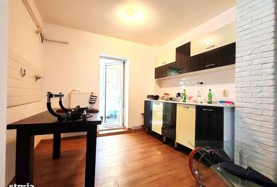 Apartament cu 2 camere decomandat în Calea București - 2