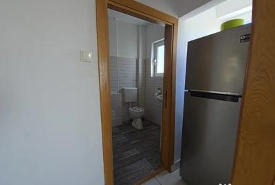 Apartament cu 3 camere semidecomandat în Central - 2