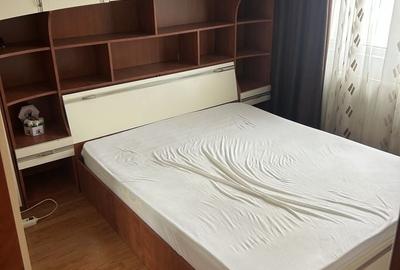 Apartament cu 2 camere decomandat în Precista