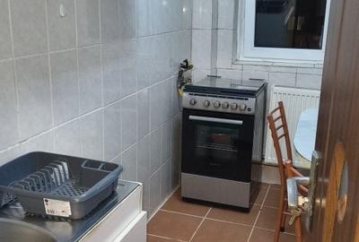 Apartament cu 2 camere decomandat în Drumul Taberei