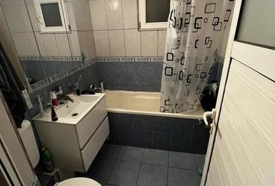 Apartament cu 3 camere în Crângași