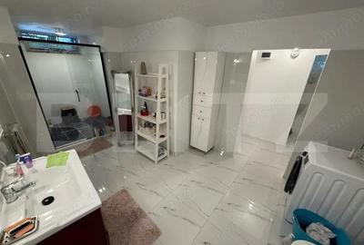 Apartament cu 3 camere decomandat, mobilat în Ultracentral